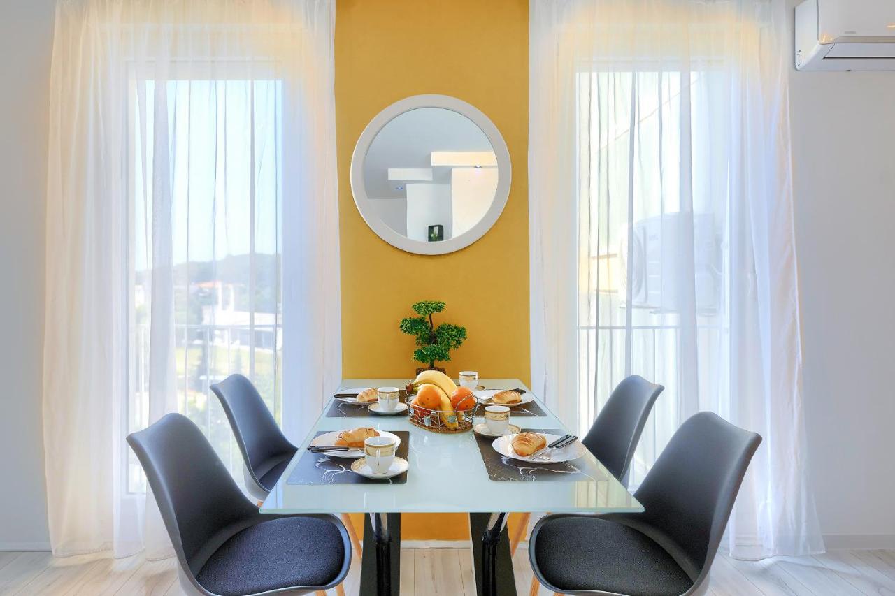 Apartamento Seny Gold Pula Exterior foto